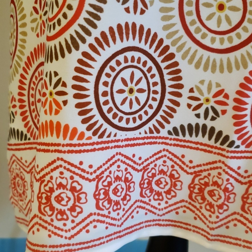 Medallion Print Bar Back Cami - Picture 7 of 9